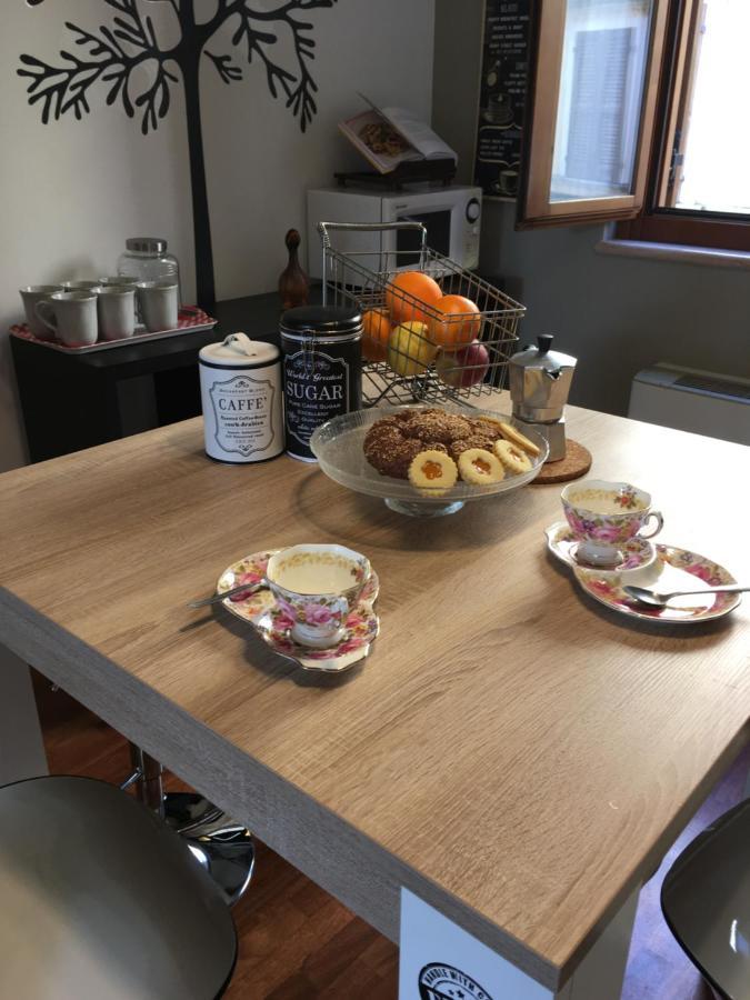 Appartement Casa Elisabetta à Peschiera del Garda Extérieur photo