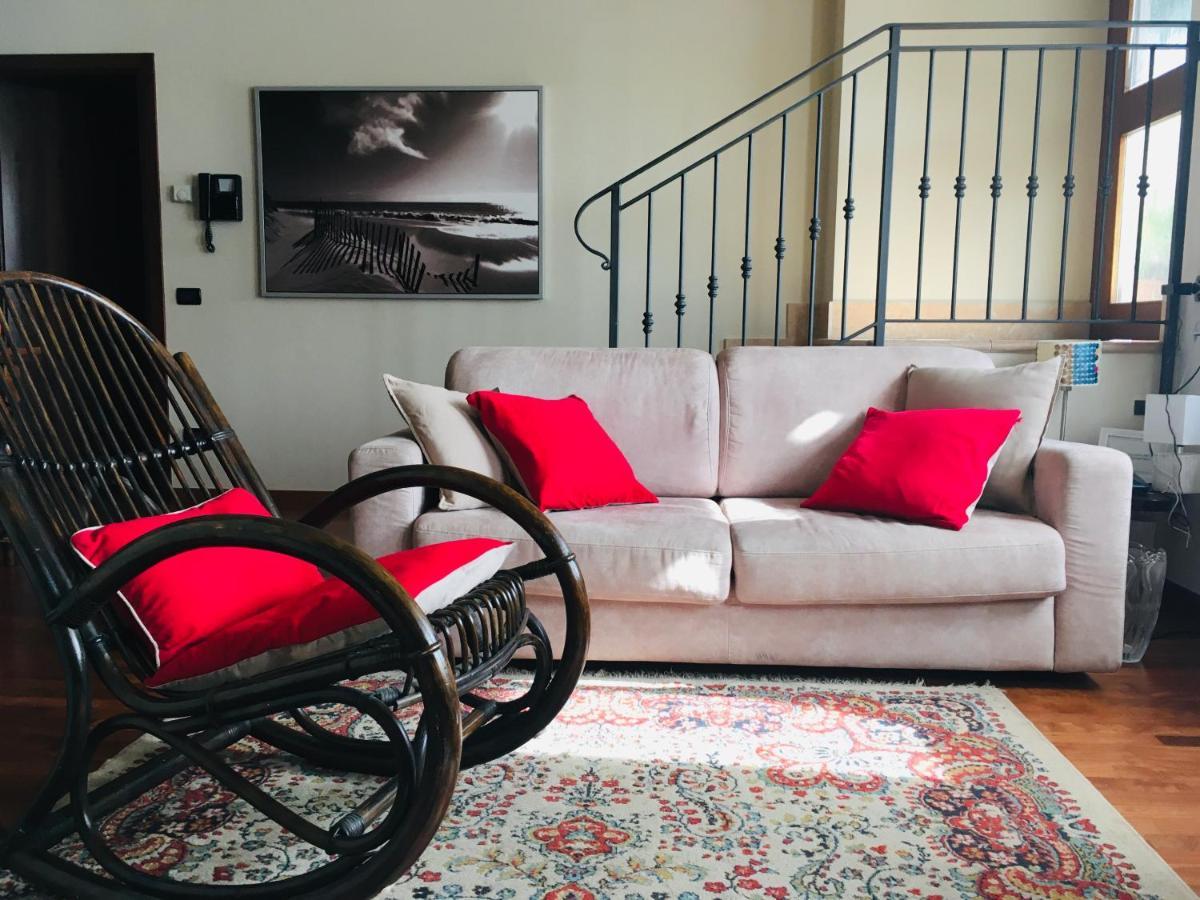 Appartement Casa Elisabetta à Peschiera del Garda Extérieur photo
