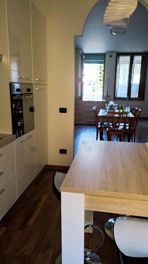 Appartement Casa Elisabetta à Peschiera del Garda Extérieur photo
